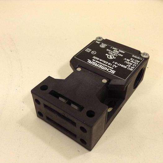 Used SCHMERSAL Safety Switch AZ 16-03ZVK-M20 #78220