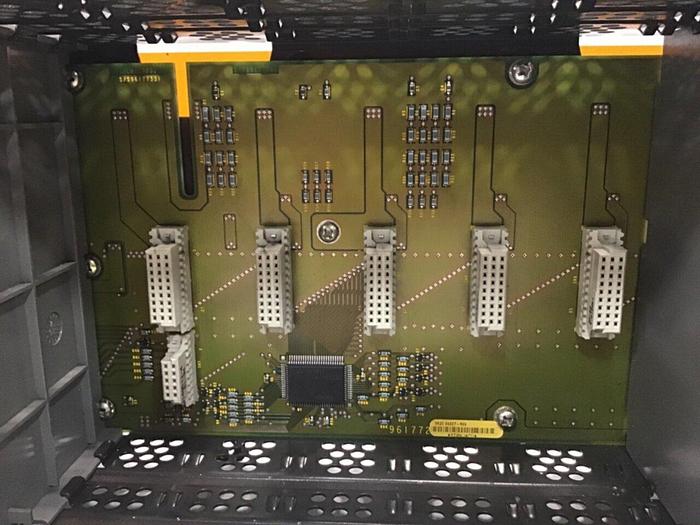 Used ALLEN BRADLEY Power Supply, Slot Rack 1746-P2 SER C / 1746-A10 SER B #127224