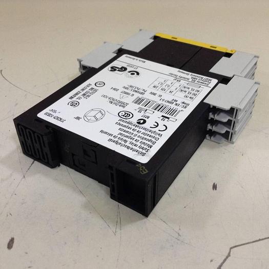 Used SIEMENS Safety Relay 3TK2 821-1CB30 #88794