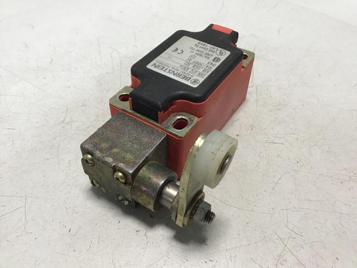 Used BERNSTEIN Limit Switch ENK-U1Z-KNIW #121284