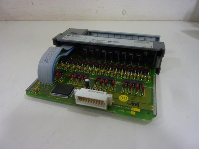 Used ALLEN BRADLEY Input Module 1746-IB32 SER B #60533