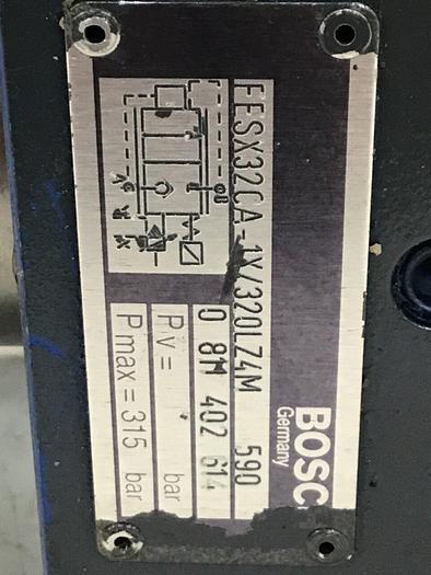 Used BOSCH Hydraulic Valve 0 811 402 614 #136745