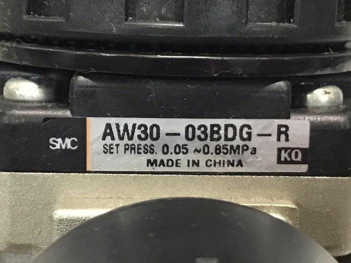 Used SMC Filter Regulator AW30-03BDG-R #132521