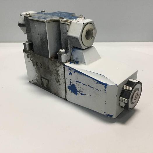 Used VICKERS Tokimec Directional Control Valve DG4V328AMP7H750 #91790