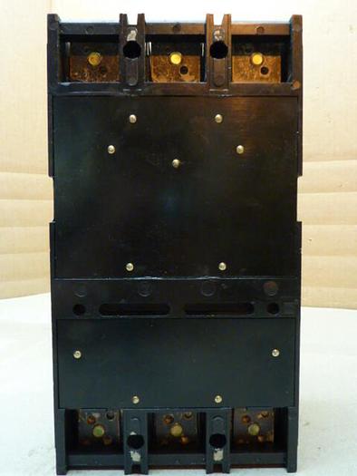 Used SQUARE D 400 Amp Circuit Breaker LAL3640032M #30192