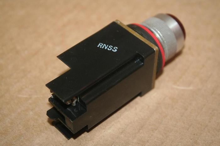 Used ALLEN BRADLEY Indicator Light 800MR-Q24S RED #30412 DNL SCRAPPED