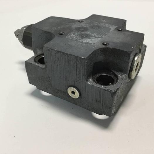 Used VICKERS Hydraulic Valve CVCS25C1S2W24510AP10 #92296