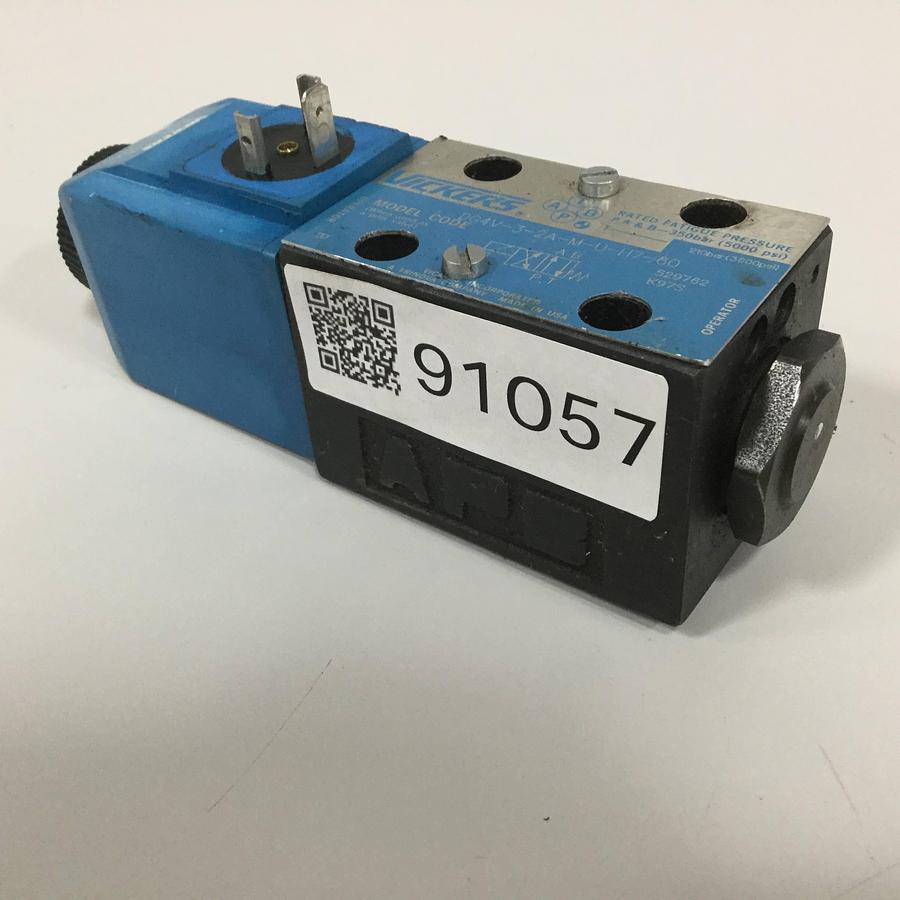 Used VICKERS Valve DG4V-3-2A-M-U-H7-60 Used