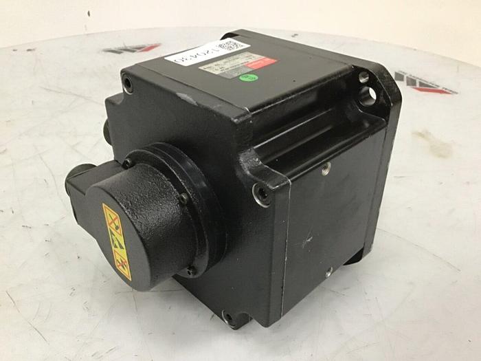 Used SANYO DENKI Servo Motor P60B18350LXF2A Used