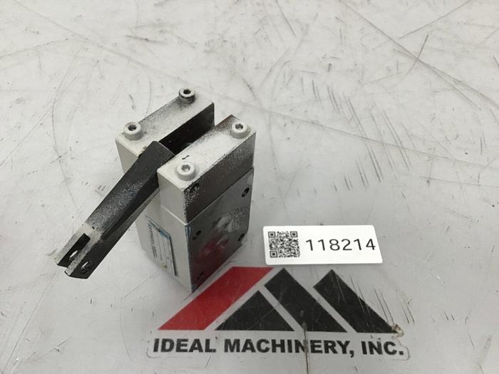 Used UCHIDA Hydraulics Valve VU-311/1-W #118214
