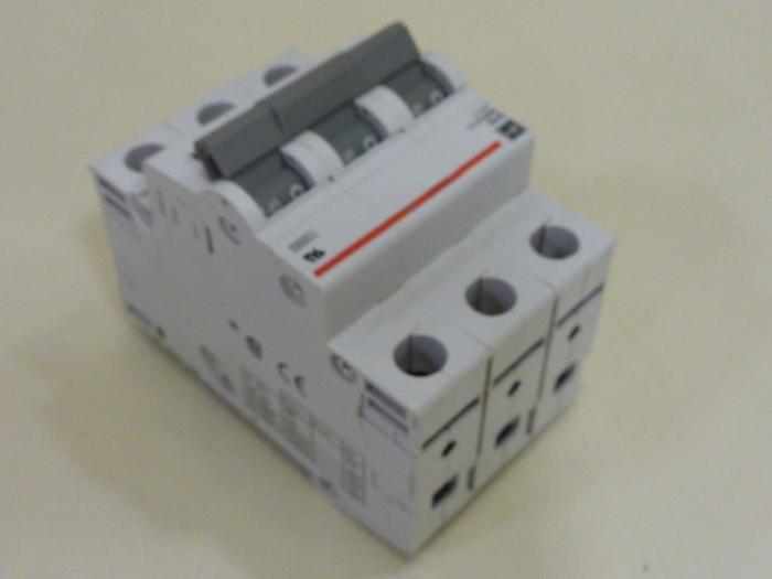 Used CUTLER HAMMER Circuit Breaker WMS3D10 #56417