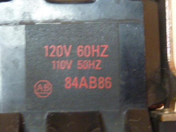 Used ALLEN BRADLEY AC Relay 700-N800A1 SER C #35935