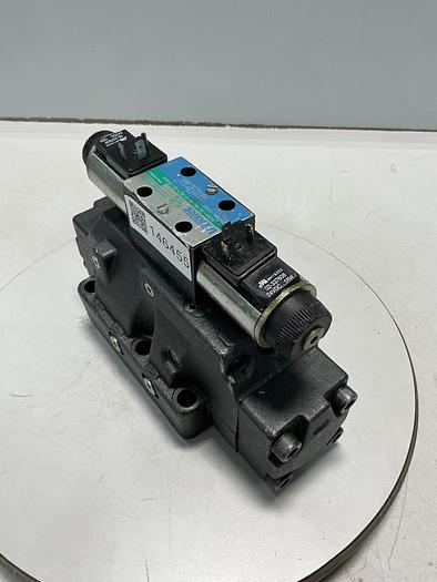 Used VICKERS DG4V-3S-6C-M-U-HL7-60-EN490