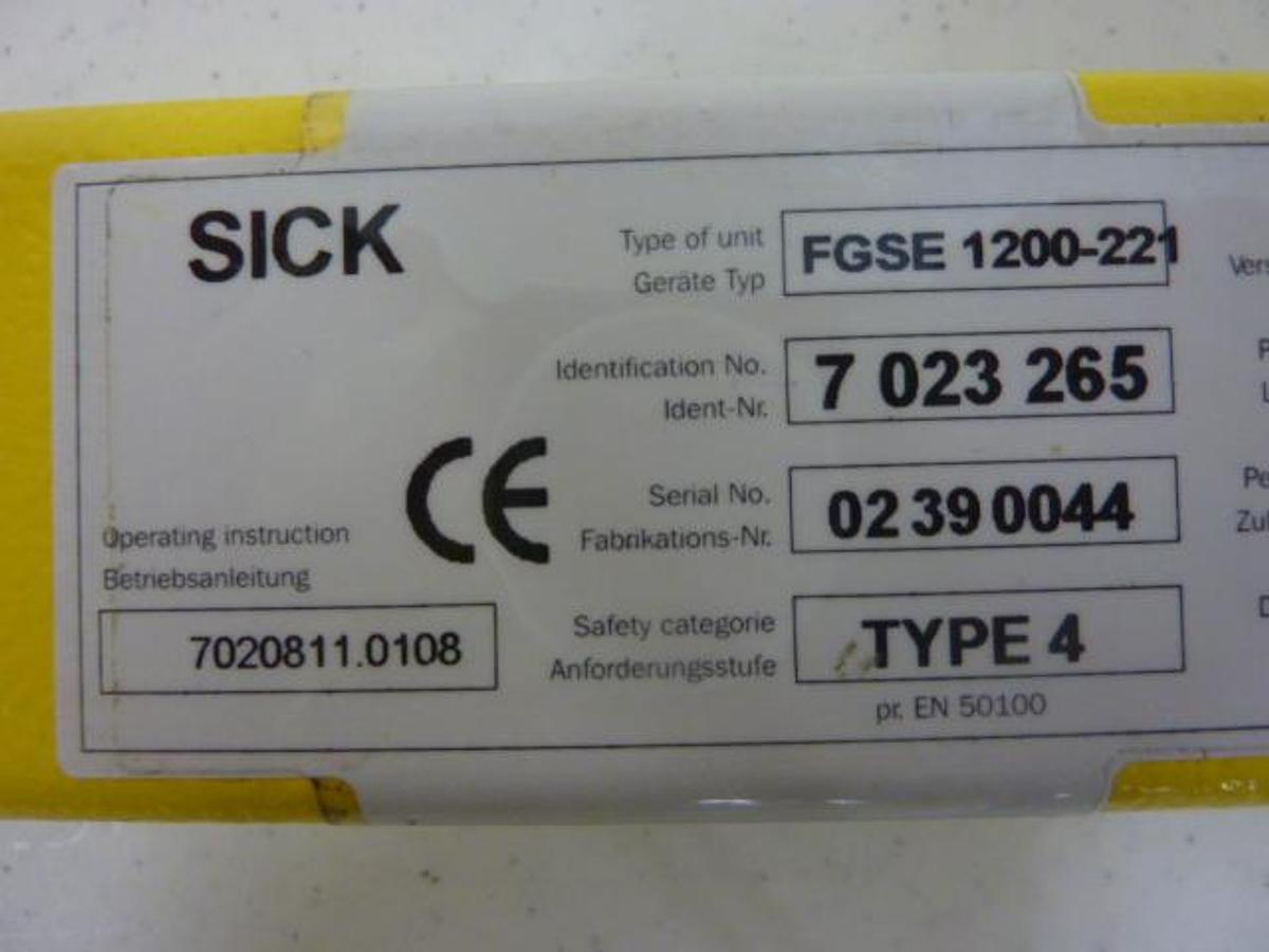 Used SICK OPTIC ELECTRONIC Light Curtain Receiver FGSE 1200-221 #49848
