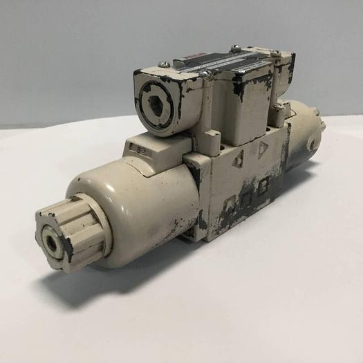 Used NACHI Directional Control Valve SS-G01-CL2K-GR-D2-9331A #91579
