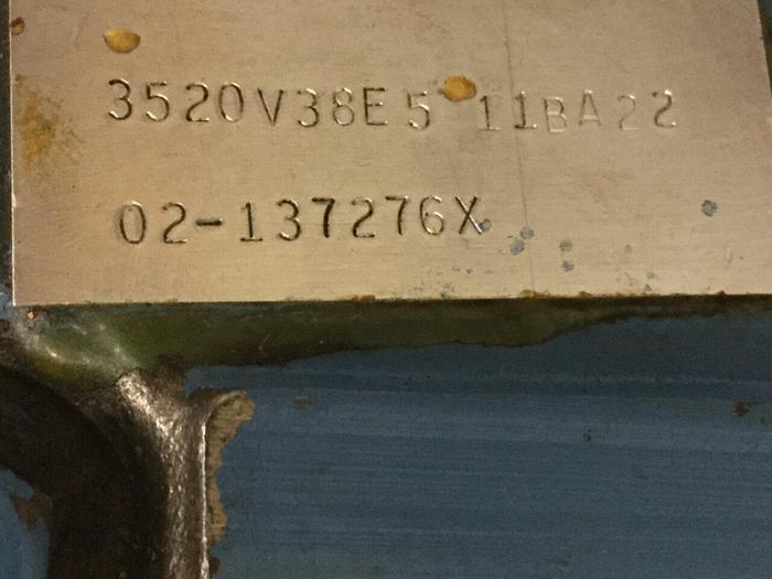 Used VICKERS Pump 3520V38E511BA22 Used