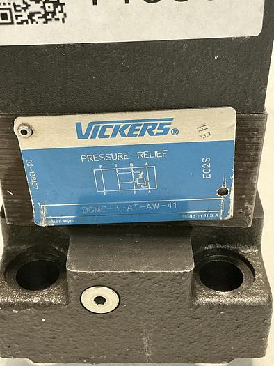 Used VICKERS DG4V-3S-8BL-VM-U-HL7-61-EN490
