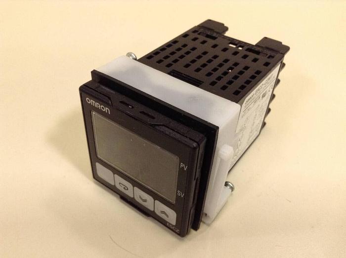 Used OMRON Temperature Controller E5CZ-C2MT #86267