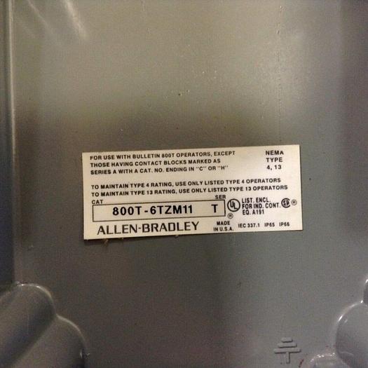 Used ALLEN BRADLEY Push Button Enclosure 800T-6TZM11 SER T #69408