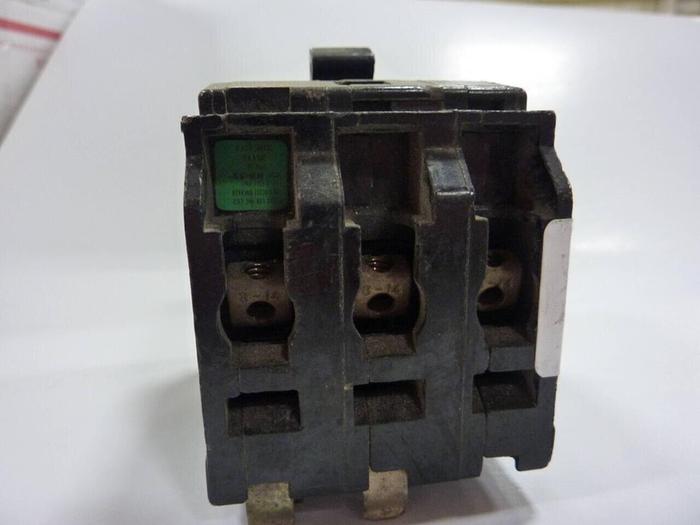 Used SQUARE D 20 Amp Circuit Breaker QO320 #42584