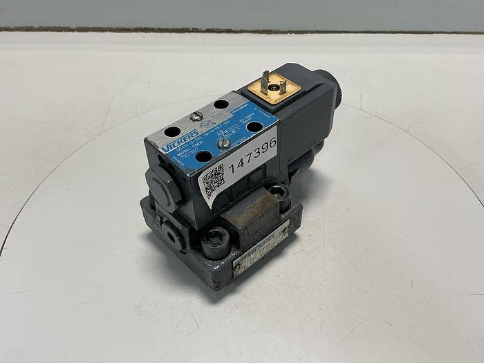 Used VICKERS DG4V-3-2AL-M-U-HL7-60