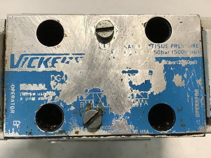 Used VICKERS Valve DG5S4 042C M U B6 60 #135594