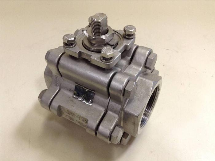 Used INLINE INC Stainless 3-Piece,Ball Valve, Inline, Pipe Size 1/2" CF8M #70467