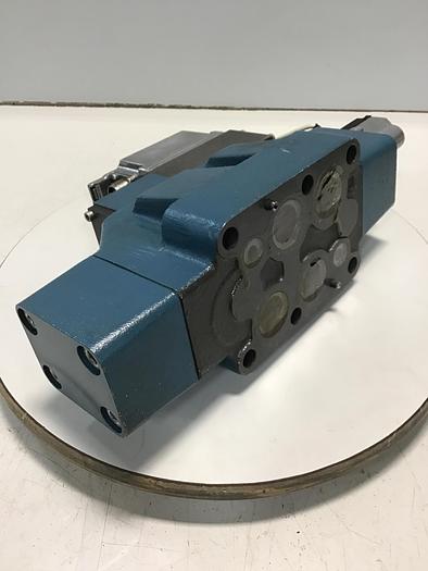 Used BOSCH Servo Valve 0 811 404 434 Used #145658