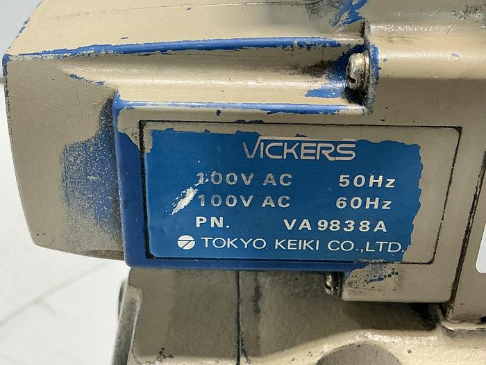 Used VICKERS DG5V-7-33C-T-PL-T-10-JA S448