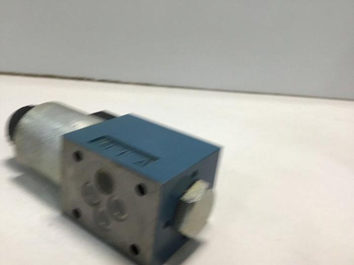 Used BOSCH Valve 0 810 092 107 #109434