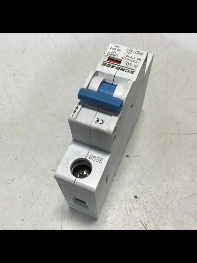 Used SCHRACK Circuit Breaker B10-BS018110 Used