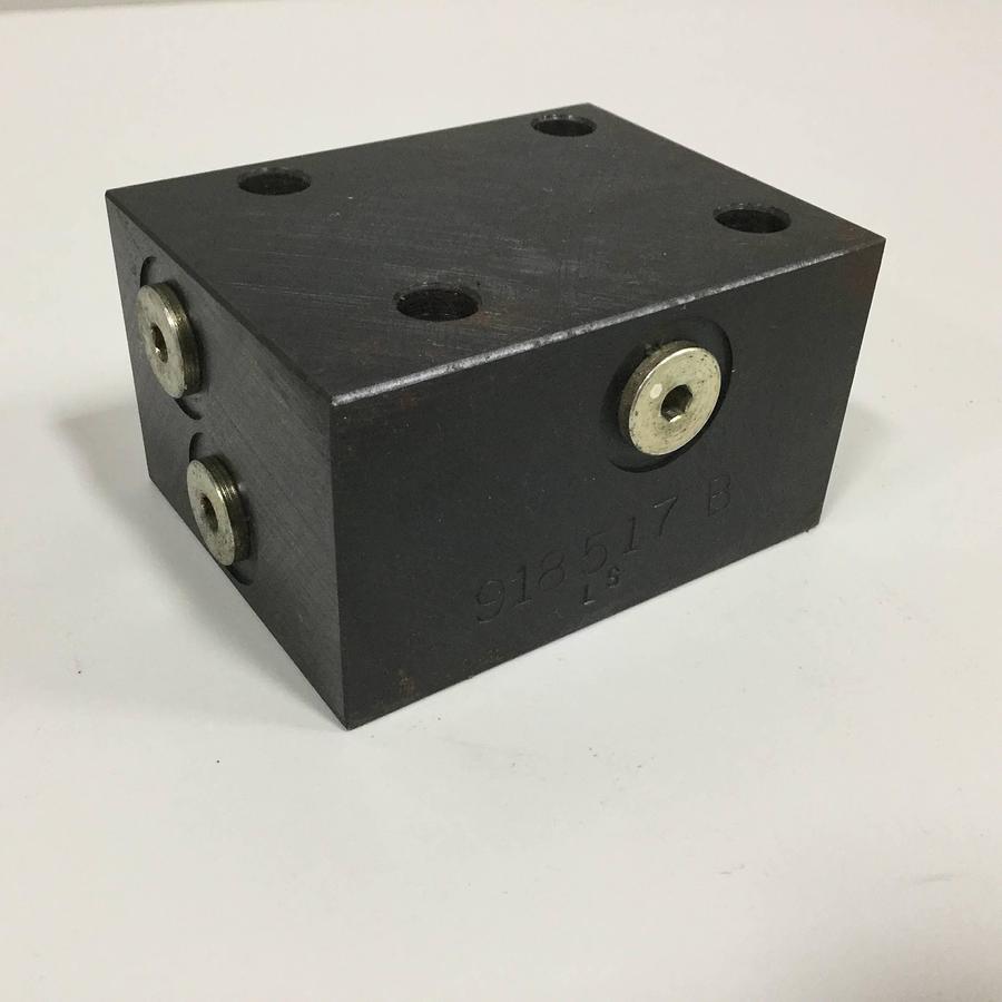 Used VICKERS Valve MA-02307955 Used