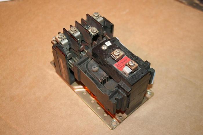 Used ALLEN BRADLEY AC Relay 700-BR400A1 SER A Used