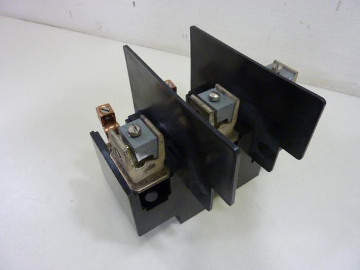 Used ALLEN BRADLEY 100 Amp Fuse Block 1494V-FSR611 SER A #53021
