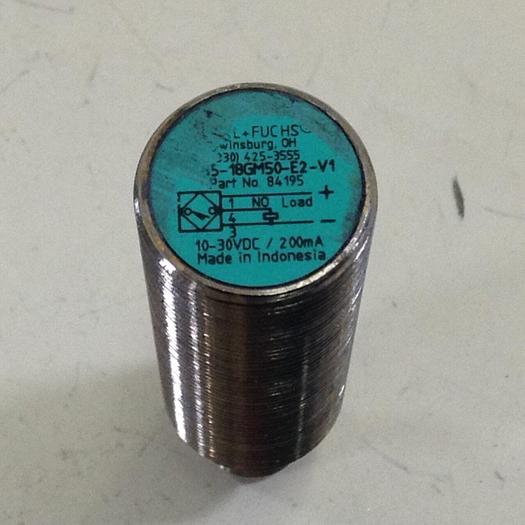 Used PEPPERL & FUCHS Inductive Sensor NBB5-18GM50-E2-V1 #73200