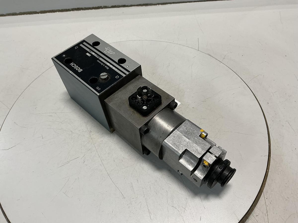 Used BOSCH 0 811 403 001