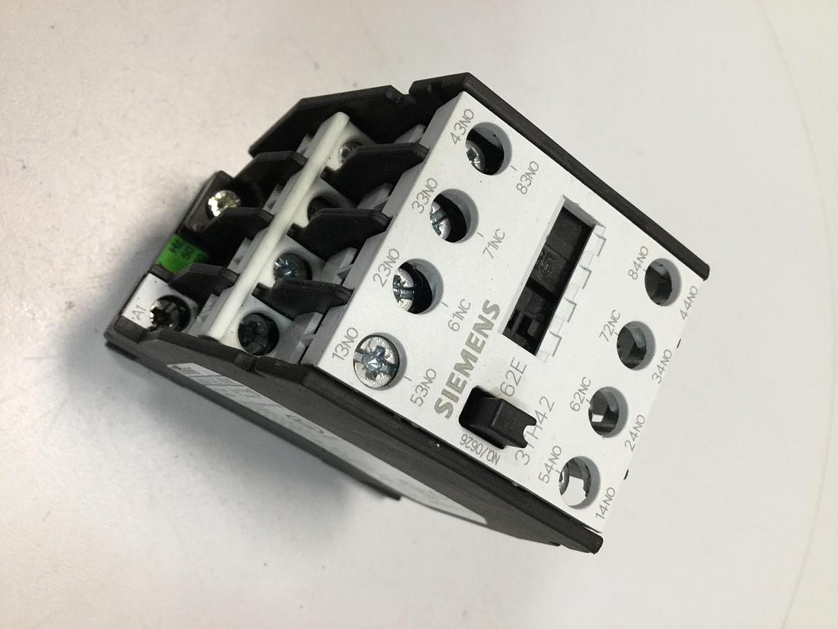 Used SIEMENS Contactor Relay 3TH4262-0A USED