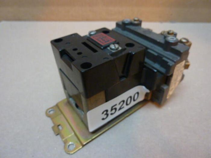 Used ALLEN BRADLEY Contactor 702-AOD93 SER K #35200