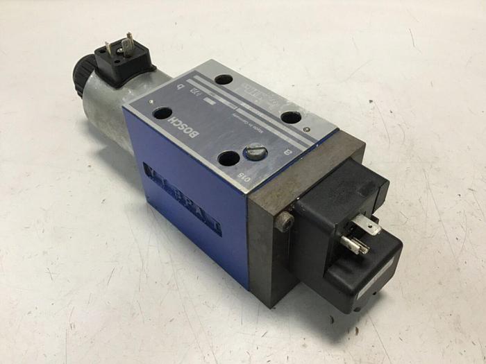 Used BOSCH Valve 0 810 001 904 #135569