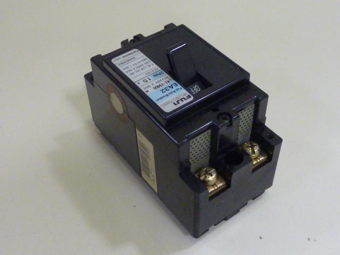 Used FUJI ELECTRIC 15 Amp Circuit Breaker EA32-15 #64353