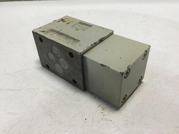 Used REXROTH Valve 4WH6D52V5 #138358
