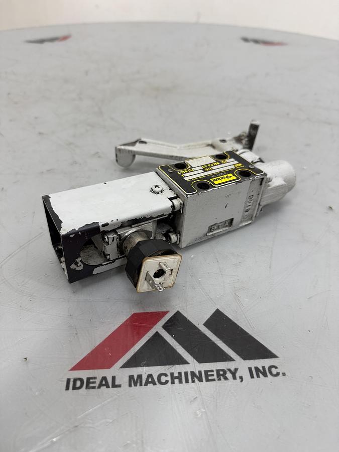 Used PARKER D1VML4HN1075XB100
