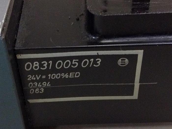 Used BOSCH Valve 0 810 090 240 #80826