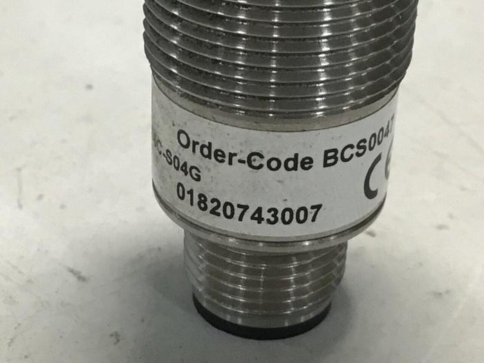 Used BALLUFF Capacitive Sensor BCS-M18B4G2-PSC80C-S04G #115170