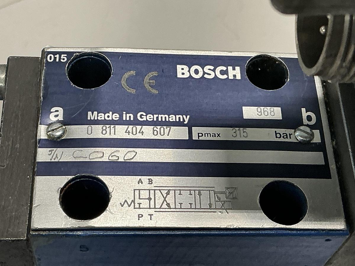 Used BOSCH 0 811 404 607