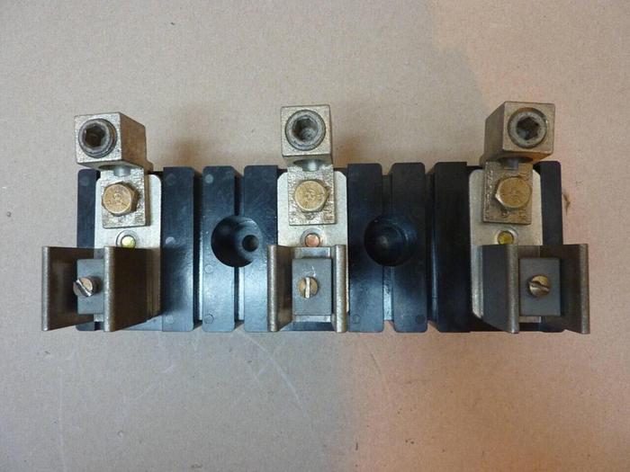Used ALLEN BRADLEY 200 Amp Fuse Holder X-410743 #38252
