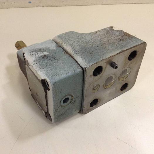 Used TOSHIBA Relief Valve ERG-03-H-11 #77784