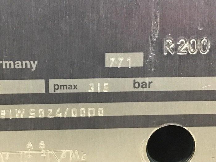 Used BOSCH Valve 0 810 001 845 Used