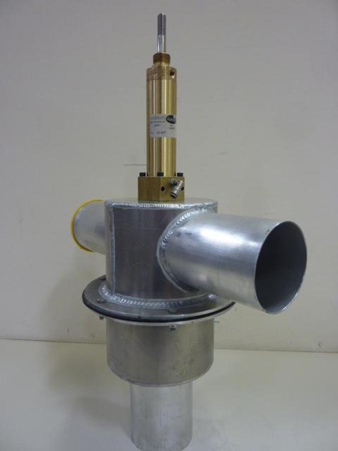 Used NOVATEC Station / Tee Valve 4IN ST VLV USED
