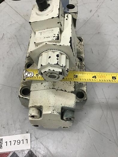 Used YUKEN Directional Valve DSHG-06-3C18-T-D24-51183 #117911